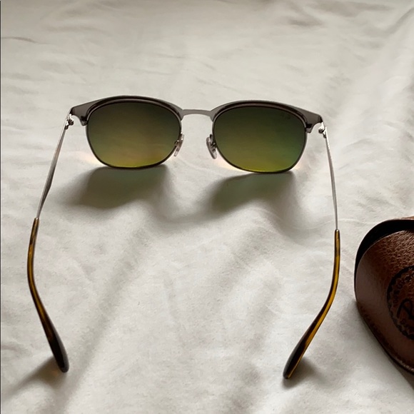 Like new ray-bans - Picture 2 of 6